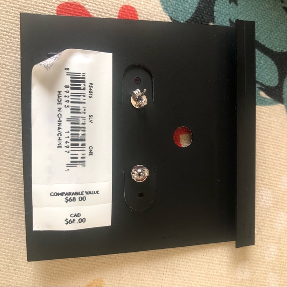 Brand new never worn authentic coach studs with tag still on the back… - Picture 2 of 2